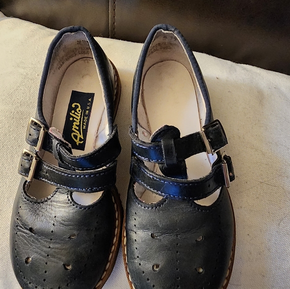 Amilio Toddler Girls Navy T-strap Leather Shoes size 7D - Picture 1 of 4